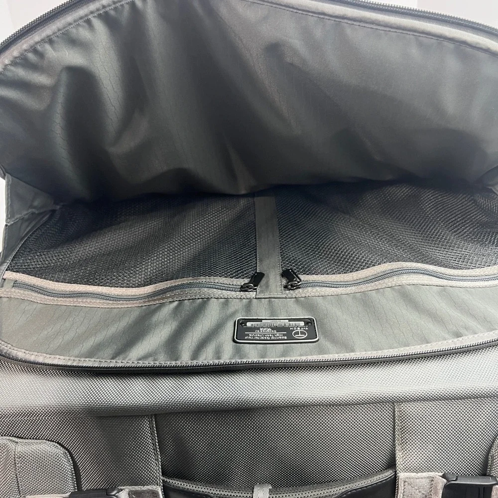 Tumi T-Tech Rolling Garment Bag Grey Ballistic Nylon Suit Carrier 6730MST